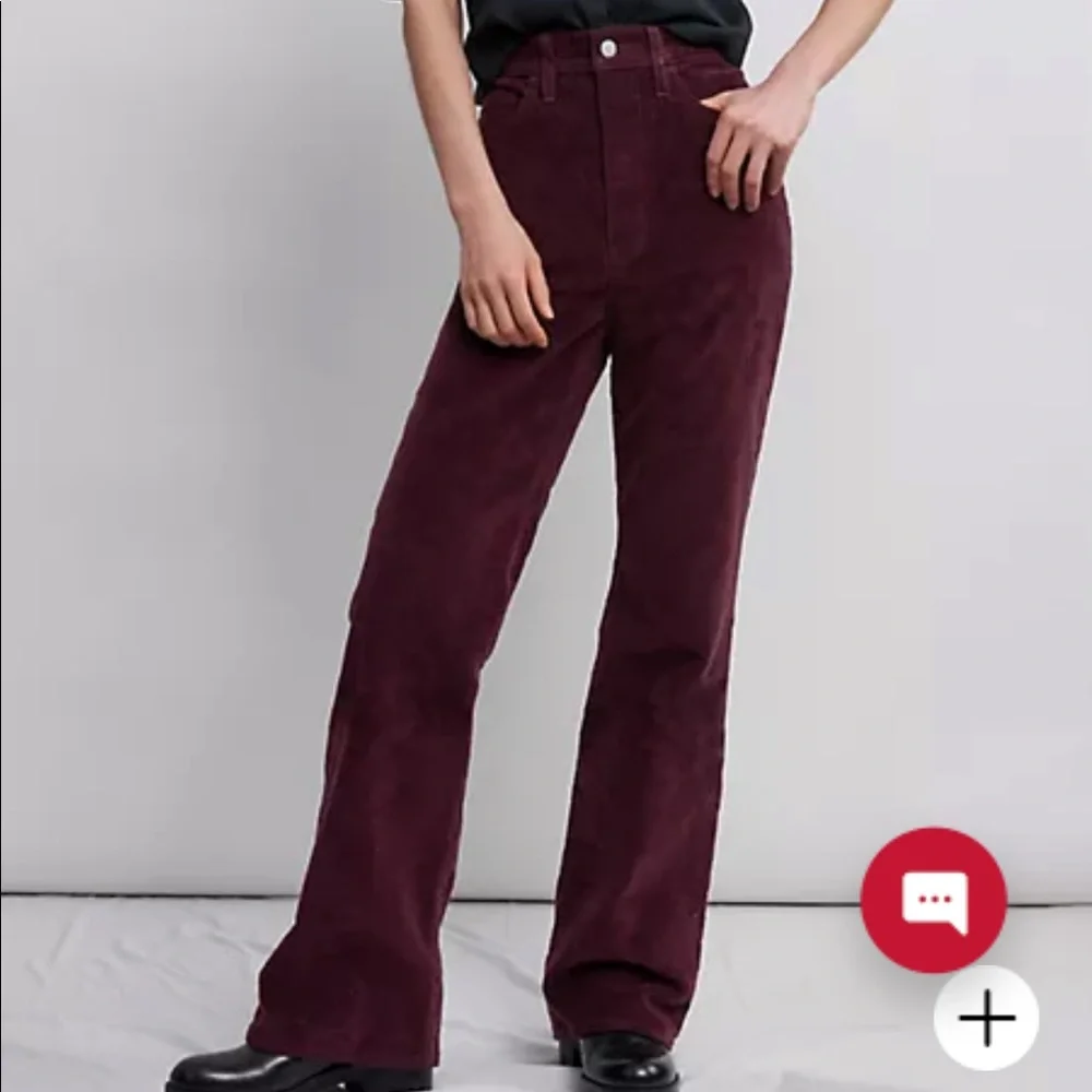 NWT LEVI’S RIBCAGE BOOTCUT CORDUROY WOMEN'S PANTS Z329-19